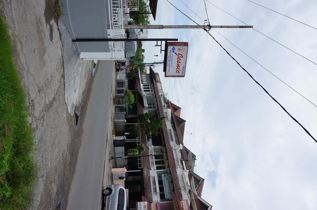Jesnic Hotel Padang  Eksteriør bilde